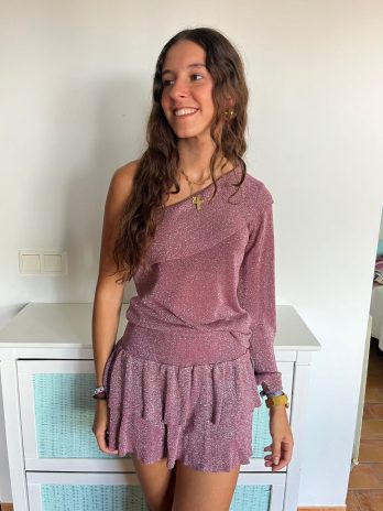 Conjunto de top y falda